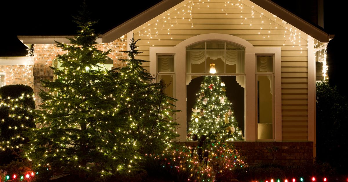 holiday lights on house